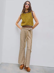 Geometric Contrasting Binding Knitted Crop Vest