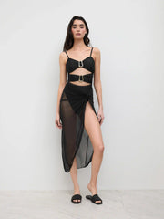 Shaping Sweetheart Cut Out O-ring One Piece Swimsuit With Sarong