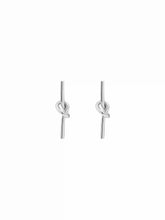 KNOT STUD EARRINGS