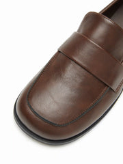 ROUND TOE FLAT LOAFERS