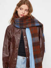 PLAID FRINGED SCARF