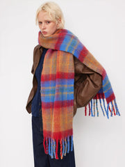 PLAID FRINGED SCARF
