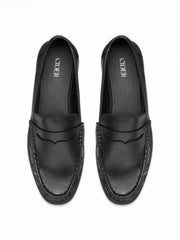 ROUND TOE PLEATED LOAFERS