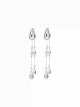 WATER DROP EARRINGS
