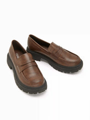 ROUND TOE CHUNKY HEELED LOAFERS