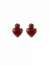 HEART SHAPED STUD EARRINGS