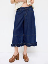 Washed Denim Low Rise Elastic Waist Wide Leg Cropped Bloomer Jeans