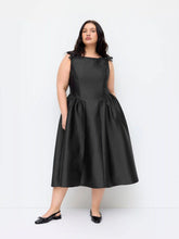 Bowknot Flared Midi Dress Curve & Plus
