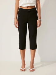 Mid Rise Solid Legging Capri Pants