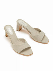 CHUNKY HEELED SANDALS