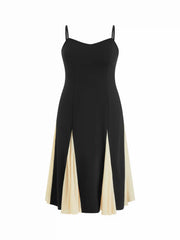 Color-Blocked Scoop Neck Flared Maxi Dress Curve & Plus