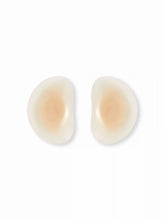 REUSABLE ADHESIVE SILICONE NIPPLE COVERS