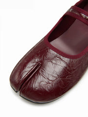 BUCKET SPLIT TOE MARY JANE FLATS