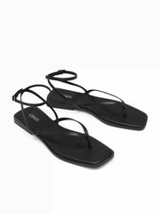 ADJUSTABLE STRAP FLIP-FLOP SANDALS