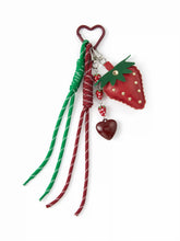 STRAWBERRY & HEART KEYCHAIN