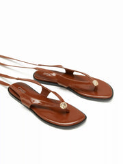 ADJUSTABLE STRAP FLIP-FLOP SANDALS