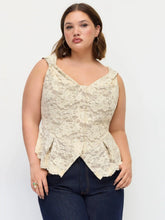 Lace Sweetheart Pleated Twisted Top Curve & Plus
