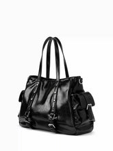 POCKET BUCKLE TOTE BAG