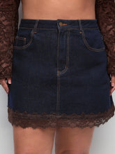 Stretch Denim Mid Rise Lace Trim Metal Detail A Line Mini Skirt Curve & Plus