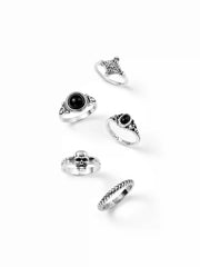 GEMSTONE & SKULL RING SET