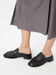 PLEATED MULE LOAFERS