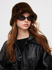 LEOPARD PRINT FUZZY BUCKET HAT