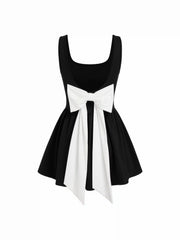 U-neckline Solid Mid Rise Mini Active Dress