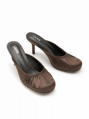 ROUND TOE PLEATED KITTEN HEELS