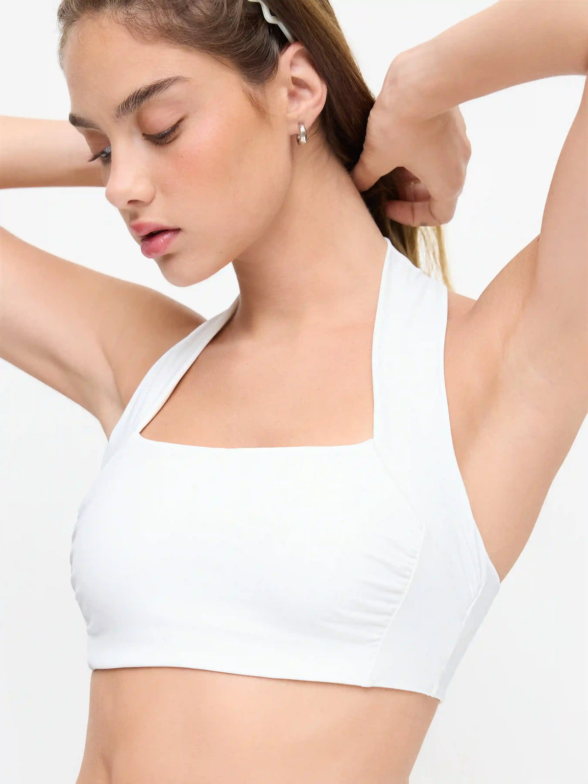 Square Neck Solid Active Bra With Removable Padding