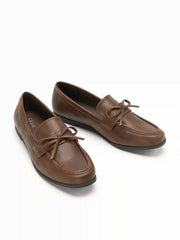 DISTRESSED BOWKNOT DECOR LOAFERS