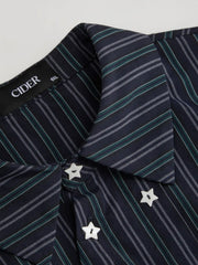 Cotton-blend Striped Collar Asymmetrical Hem Star Button Blouse Curve & Plus