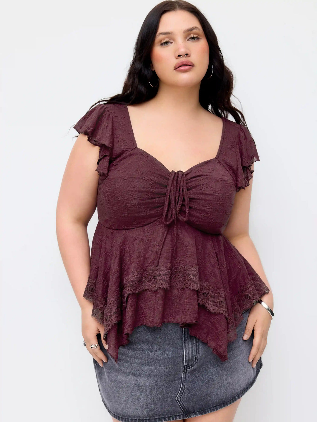 Lace Sweetheart Ruffle Hem Knotted Short Sleeve Top Curve & Plus