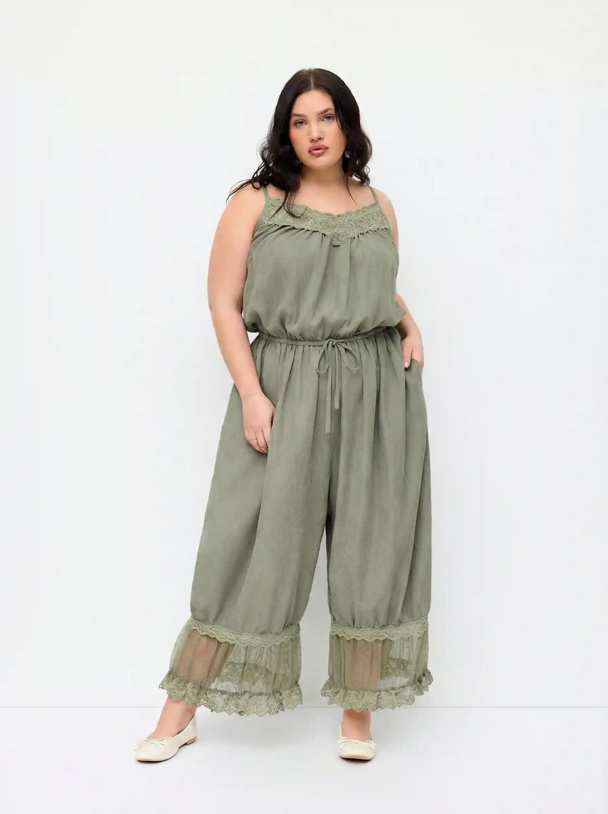 V-neck Lace Panel Drawstring Capri Bloomer Jumpsuit