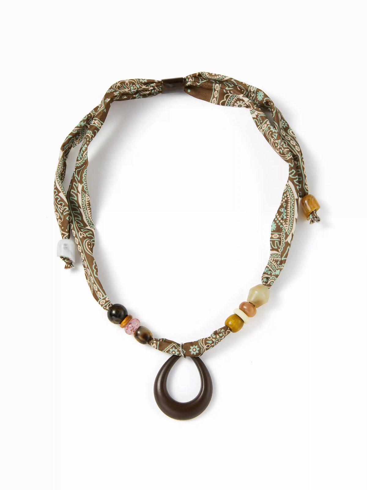 OVAL PENDANT NECKLACE