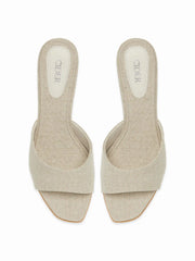 CHUNKY HEELED SANDALS