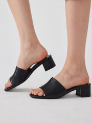SQUARE TOE CHUNKY HEELED SANDALS