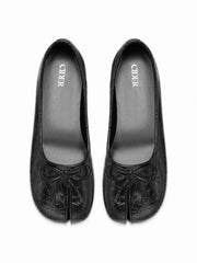 BOWKNOT DECOR SPLIT TOE MARY JANE FLATS