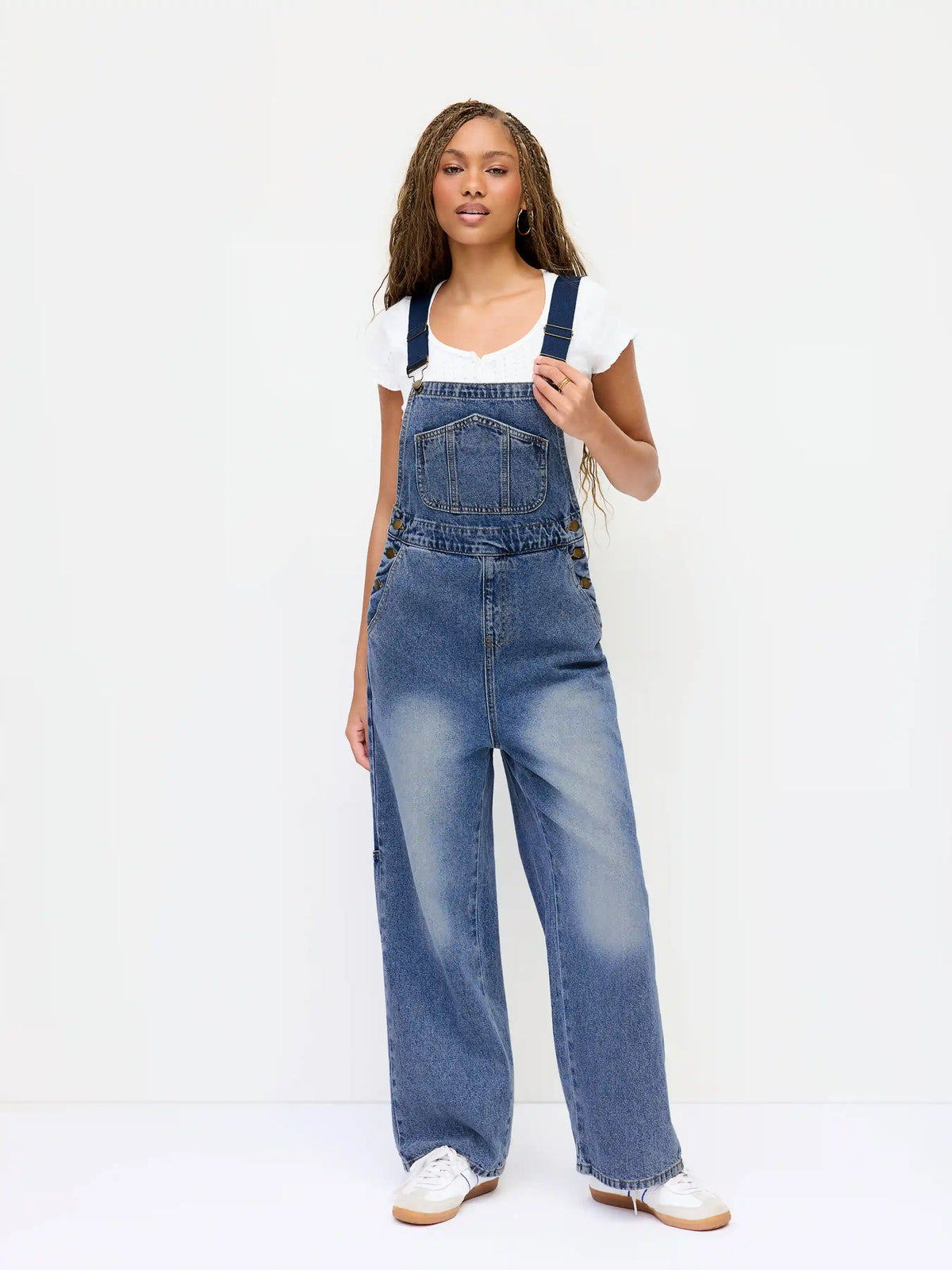Petite Denim Washed Low Rise Metal Detail Wide Leg Oversized Overalls