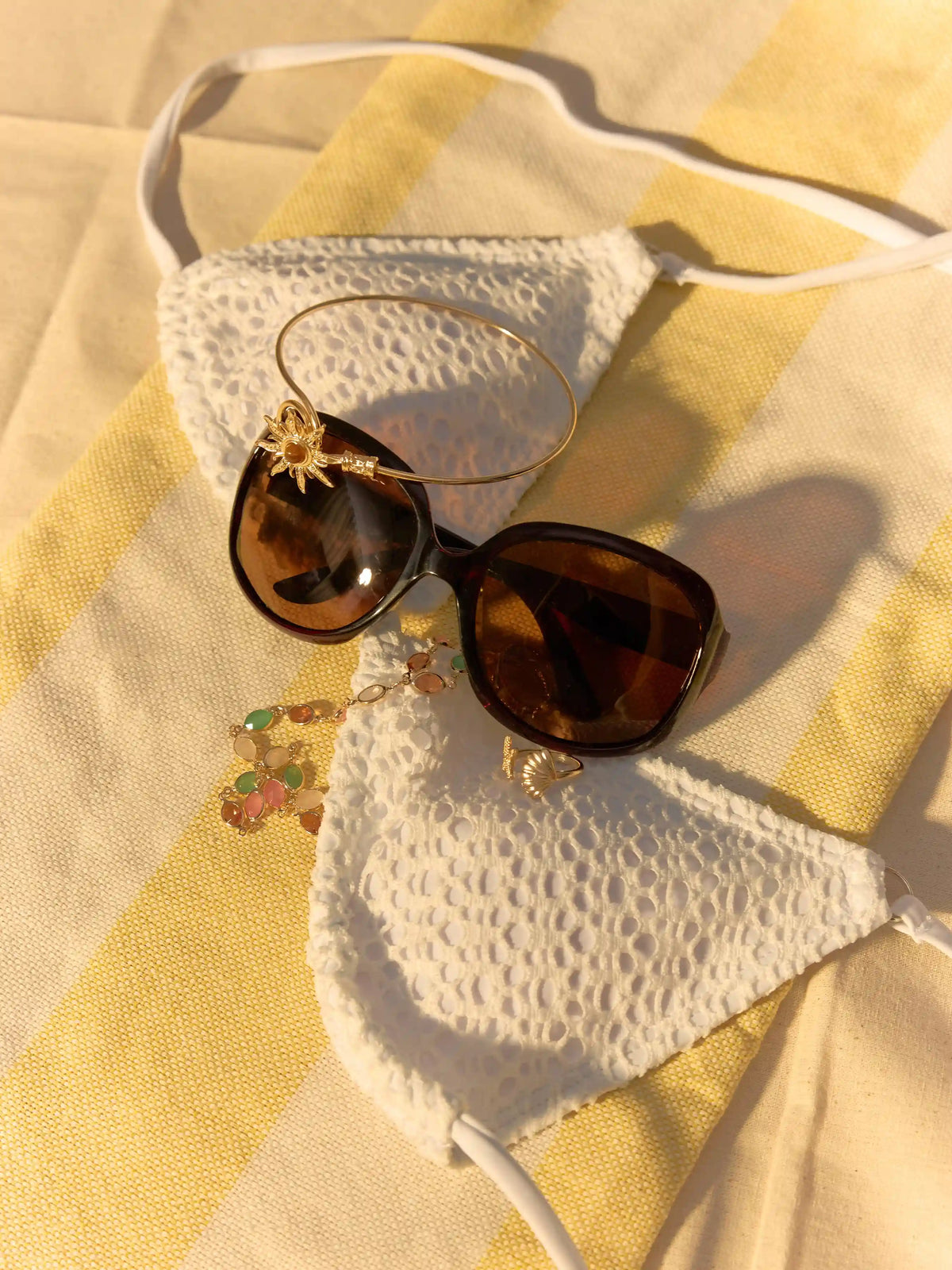 SQUARE FRAME FASHION GLASSES