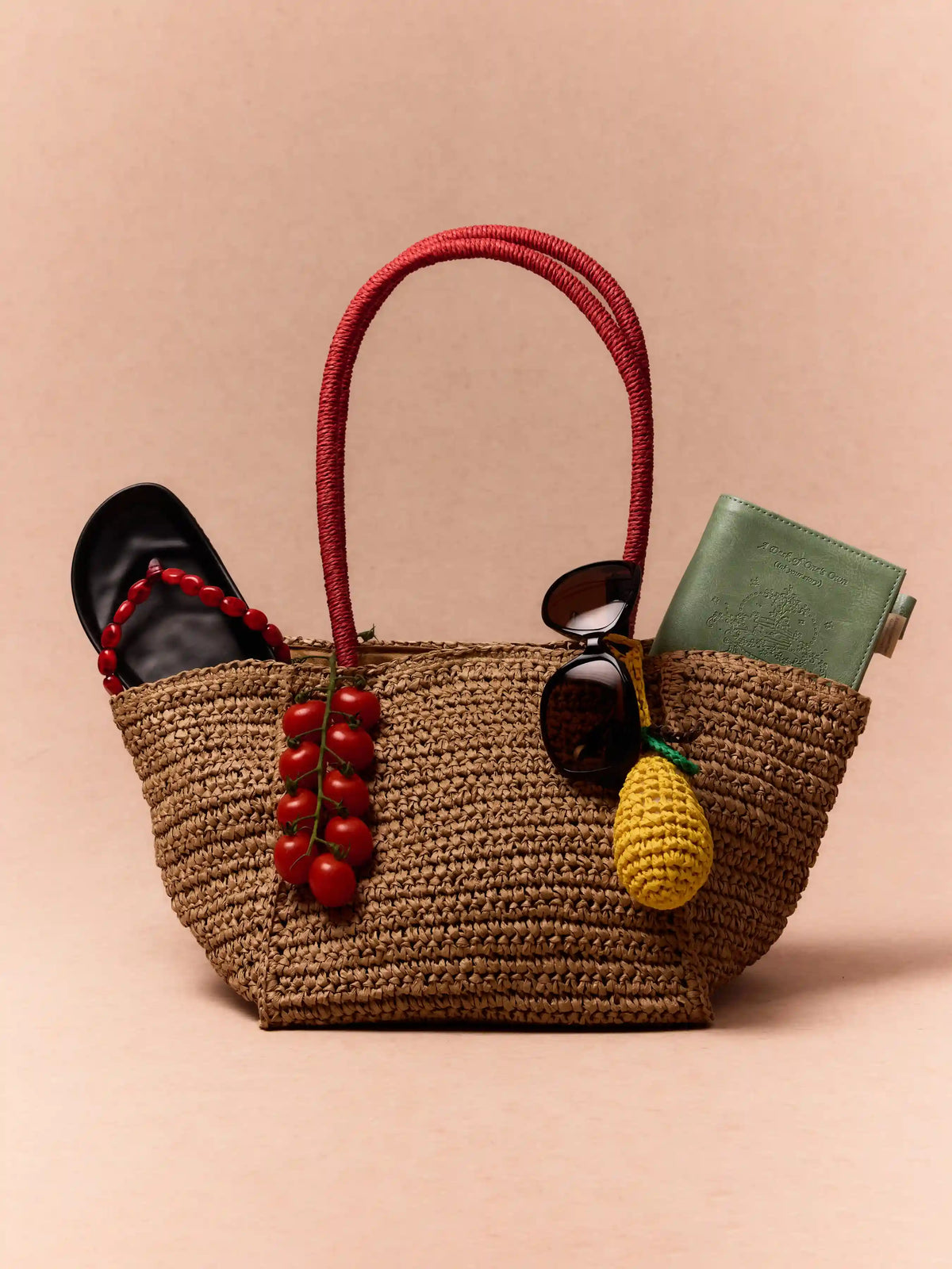 TWO-TONE STRAW TOTE BAG