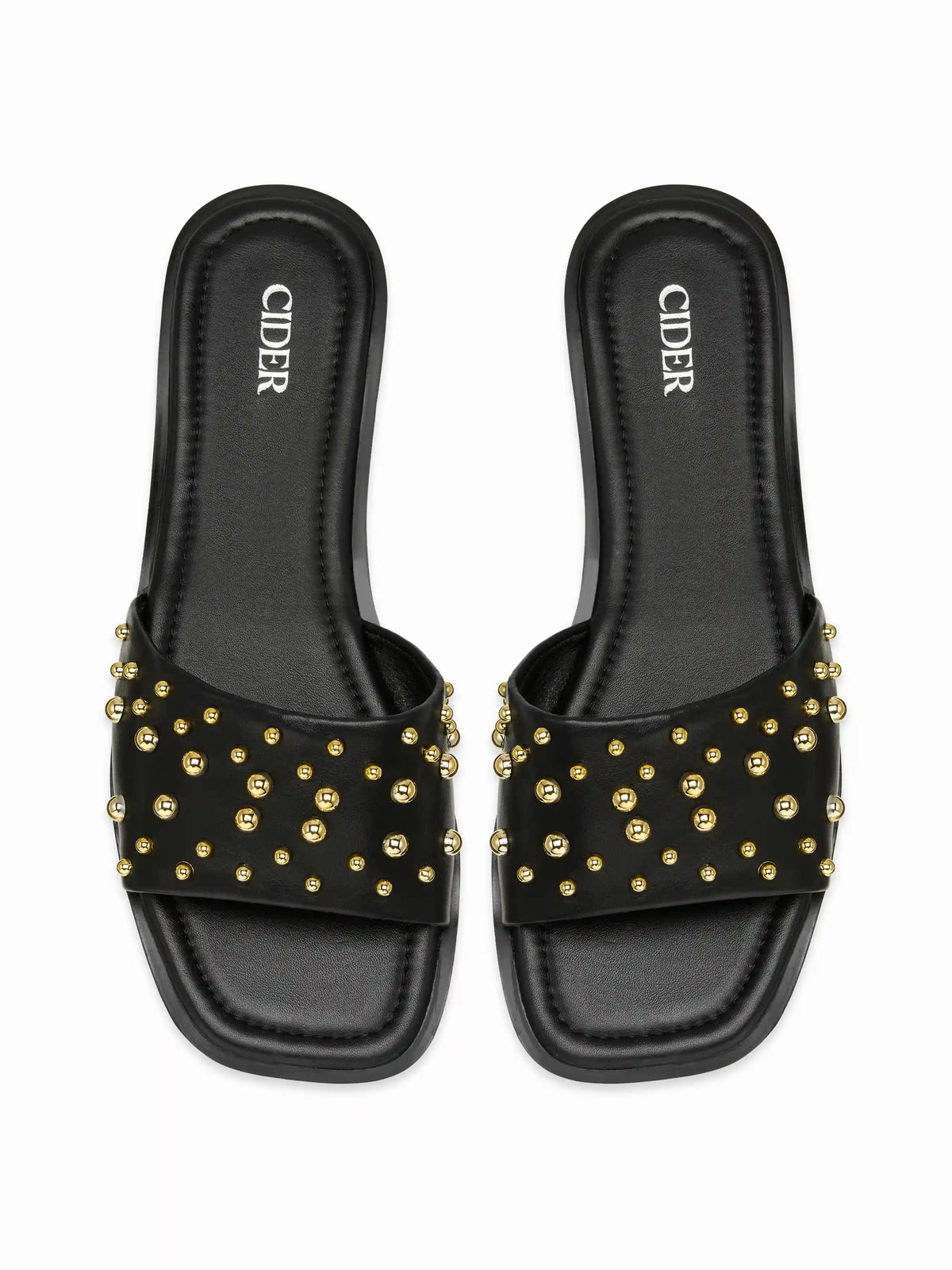 STUDDED FLIPPERS