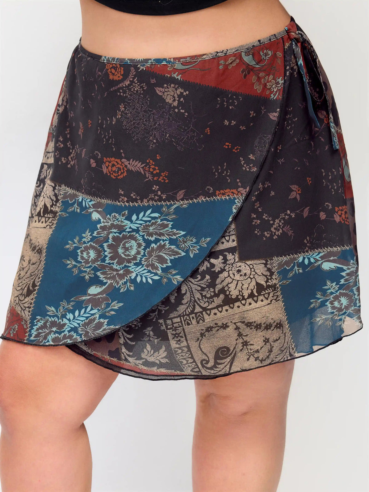 Chiffon Mid Rise Aztec Asymmetrical Knotted A-line Mini Skirt Curve & Plus