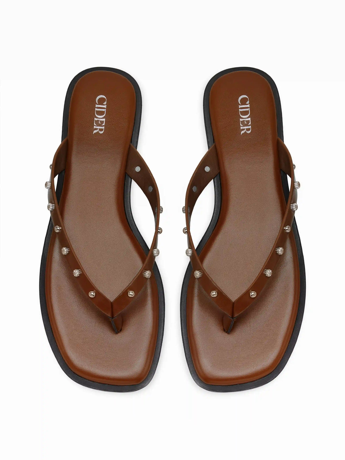 STUDDED FLIP-FLOP SLIPPERS