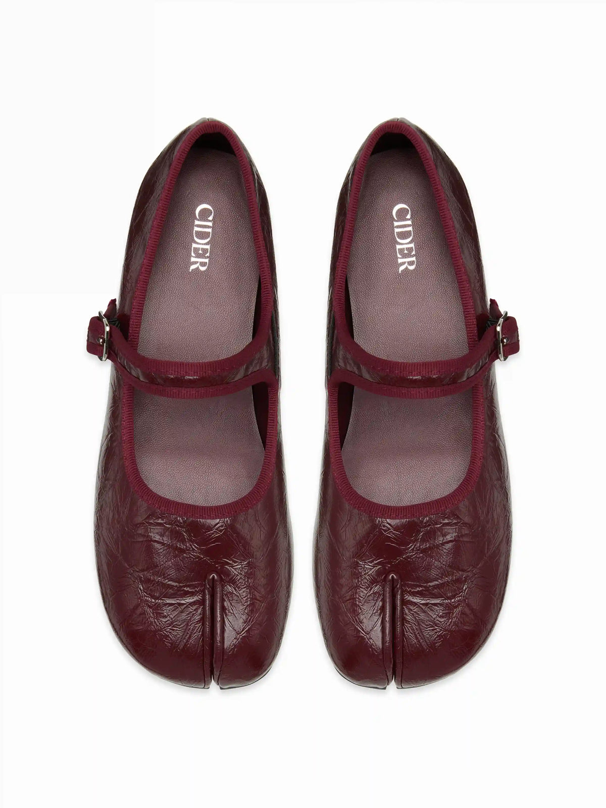 BUCKET SPLIT TOE MARY JANE FLATS