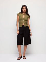 Mid Rise Pleated Wide Leg Bermuda Shorts