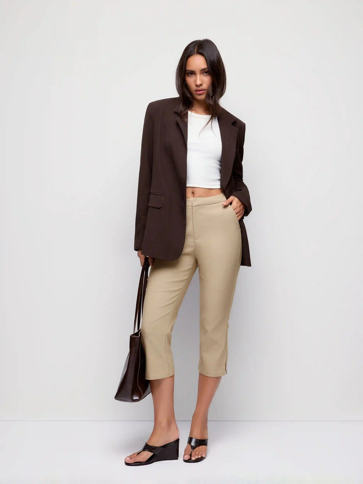Mid Rise Split Hem Flared Capri Trousers